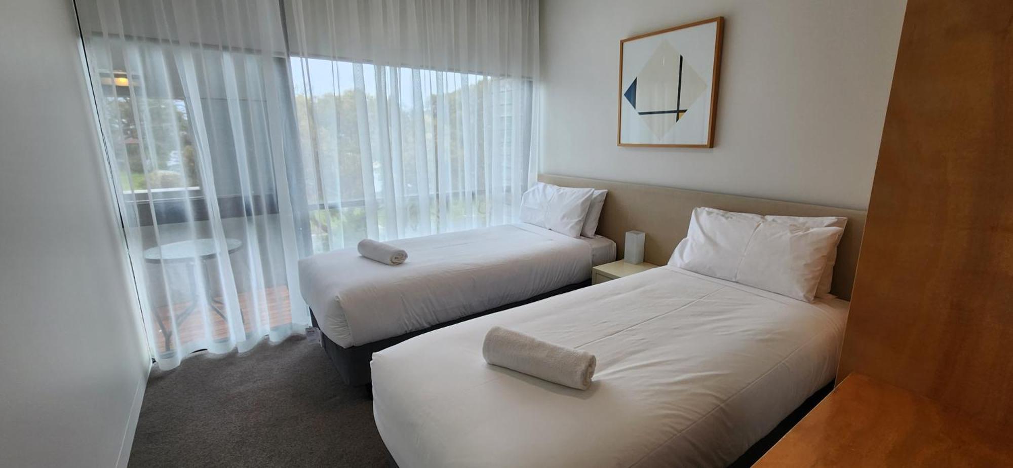Phillip Island Apartments Коув Экстерьер фото